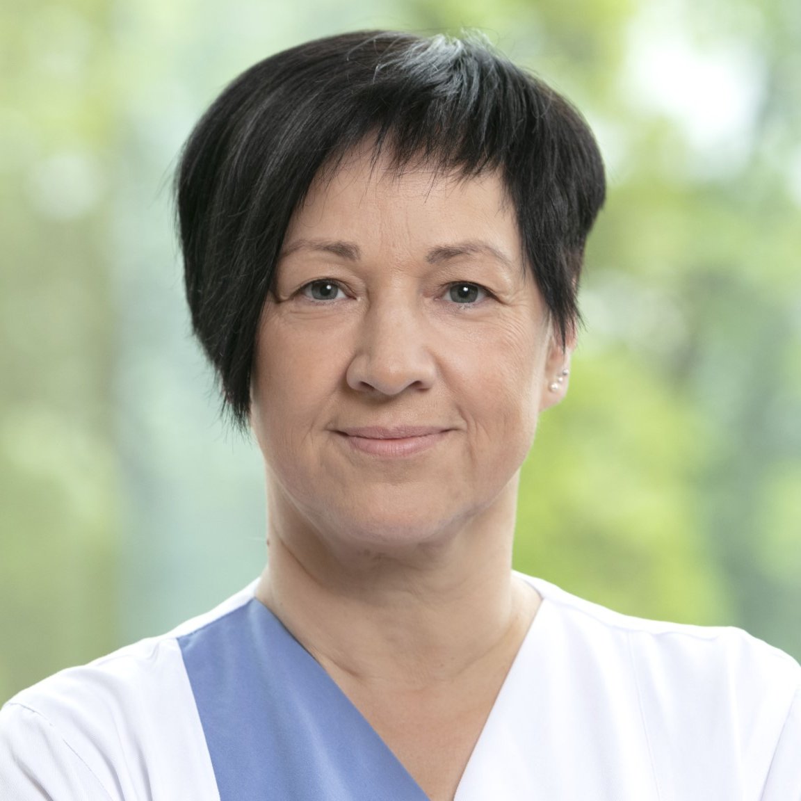 Porträtfoto von Sabine Haselbach
