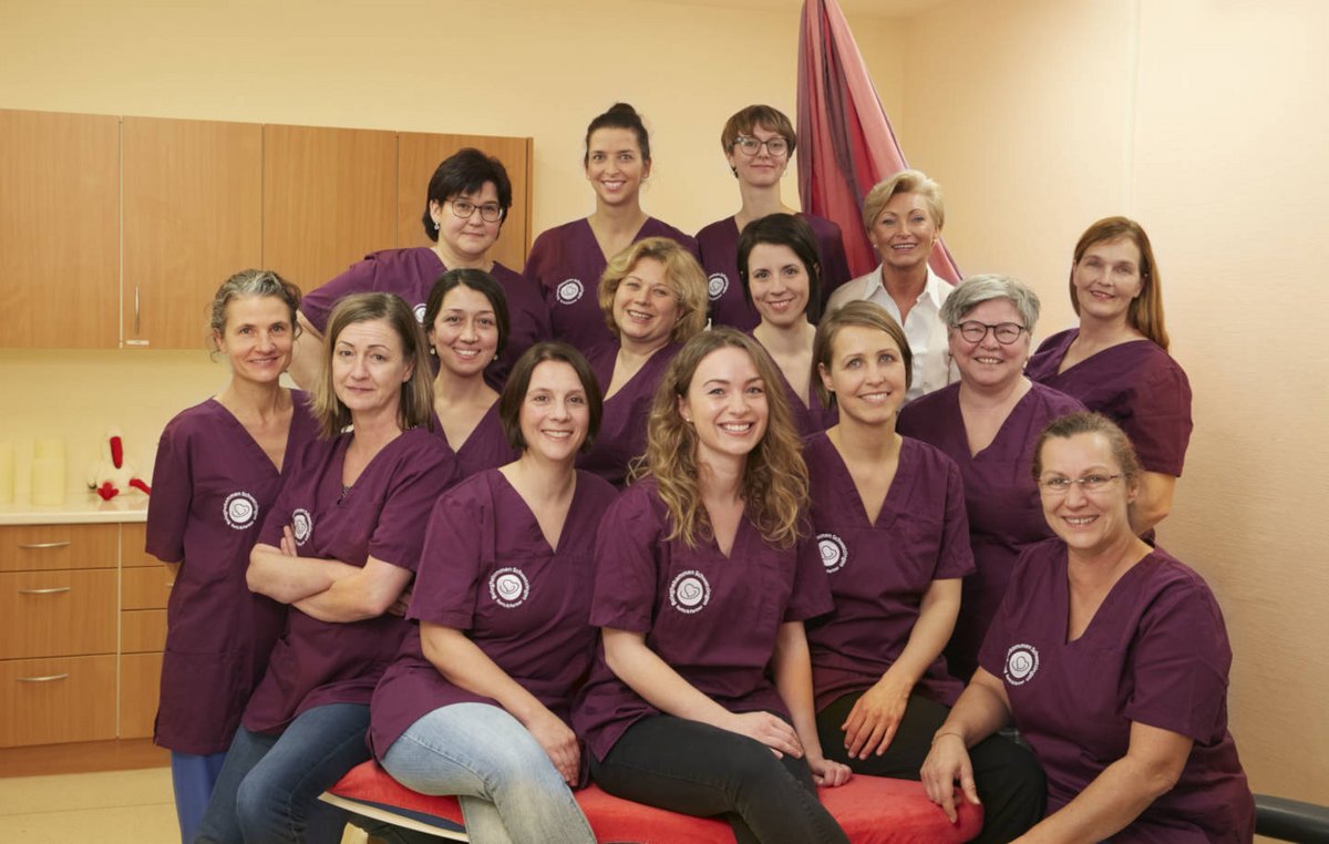 Beleghebammenteam der GRNKlinik Schwetzingen feiert sein fünfjähriges Jubiläum