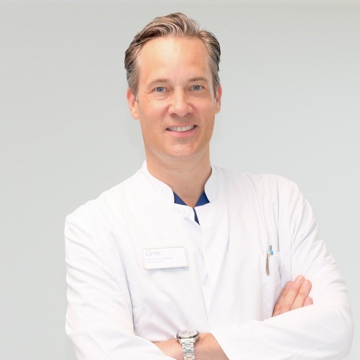 Prof. Dr. Scholz, Chefarzt der Abteilung für Kardiologie und Angiologie der GRN-Klinik Sinsheim