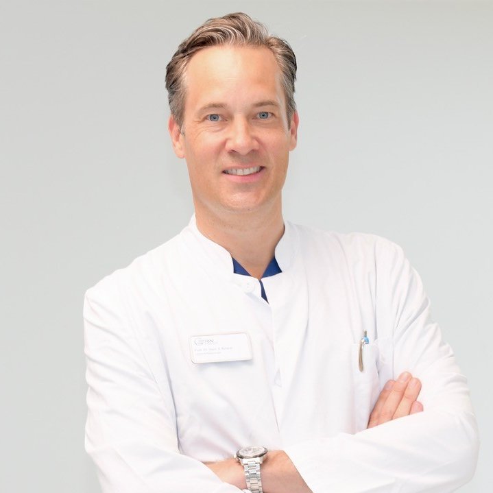 Prof. Dr. Scholz, Chefarzt der Abteilung für Kardiologie und Angiologie der GRN-Klinik Sinsheim