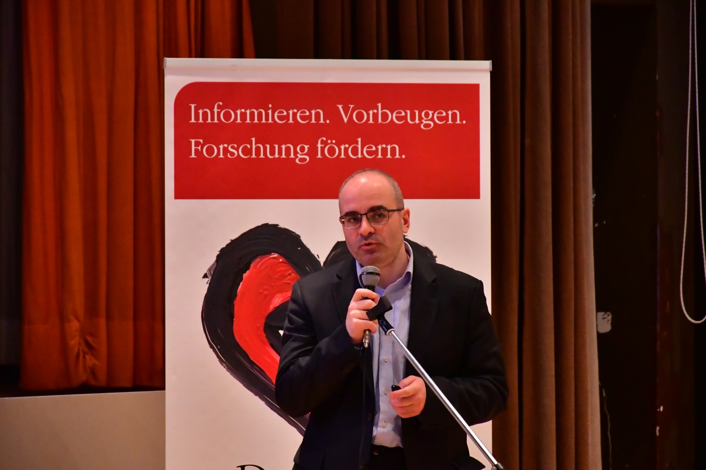 Herzwochen 2023 GRN-Klinik Eberbach und Deutsche Herzstiftung; Kardiologe Prof. Dr. Grigorios Korosoglou
